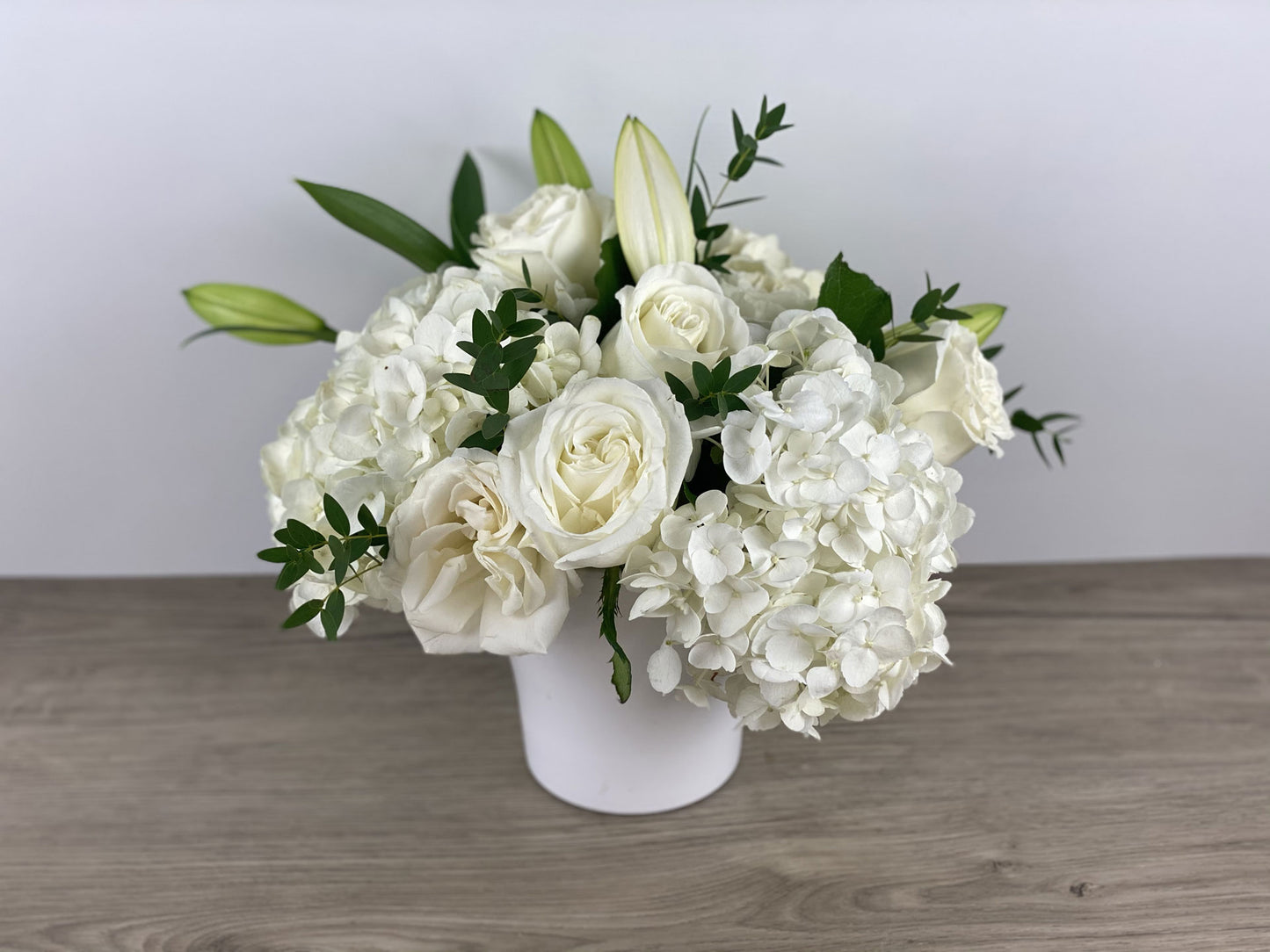 Simply White Sympathy Arrangement