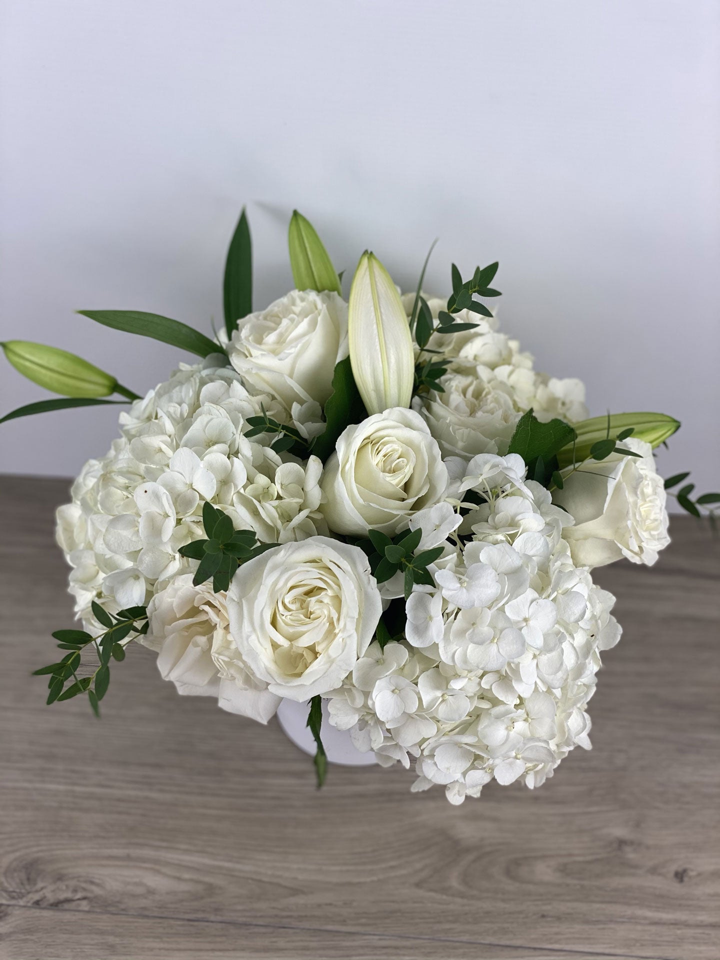 Simply White Sympathy Arrangement