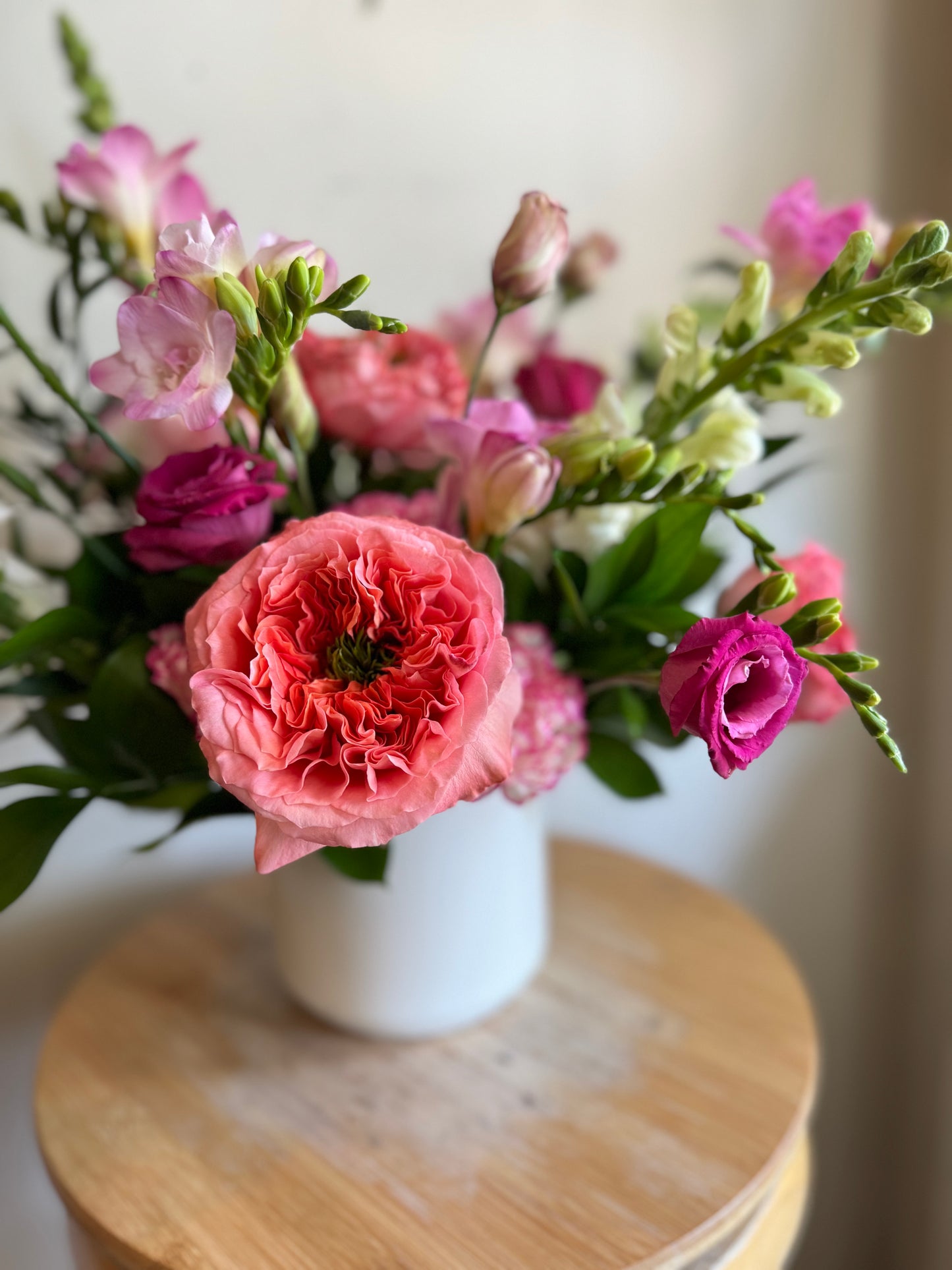 Summer Ceramic Pot Table Arrangement