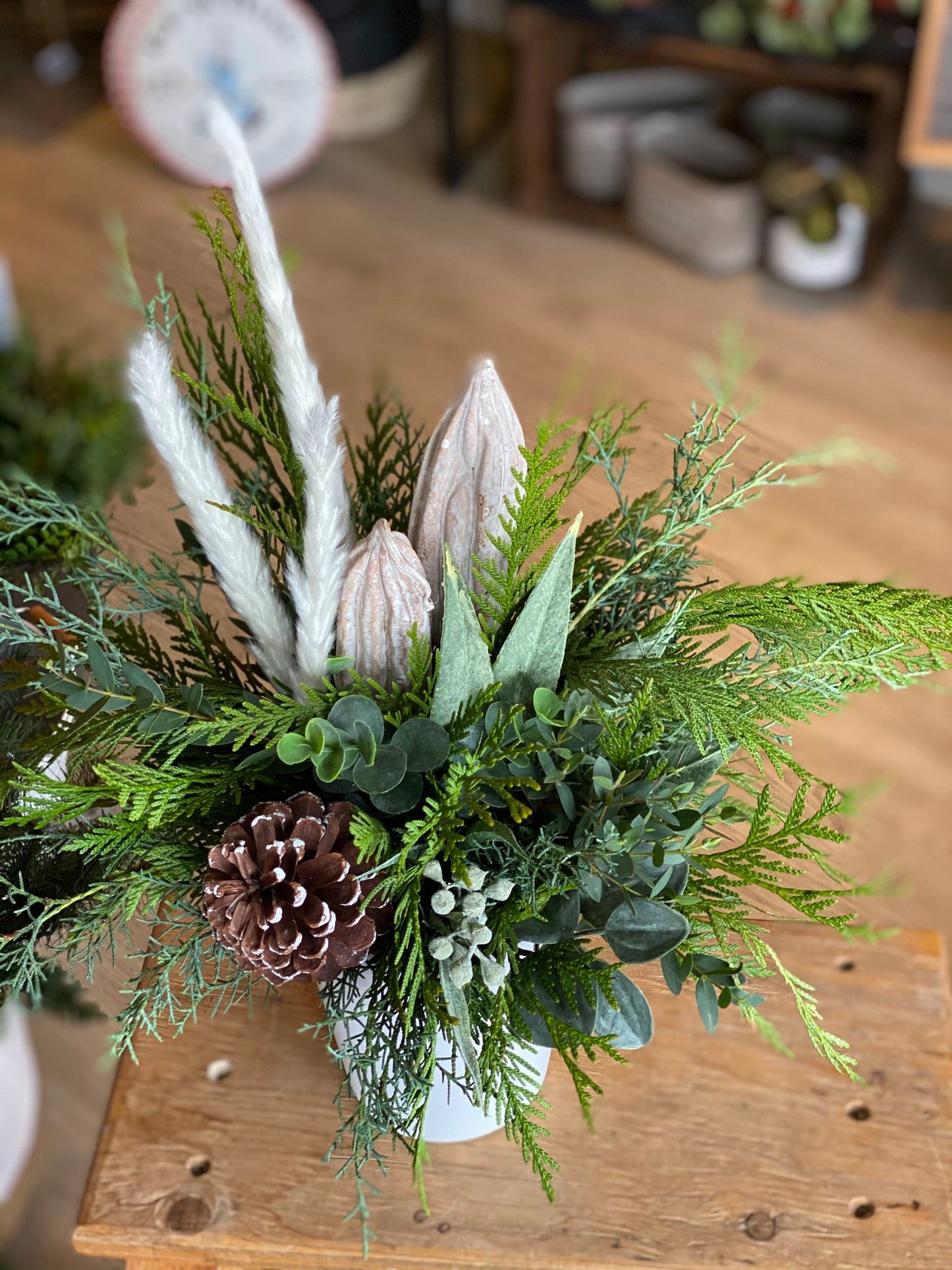 LongLasting Christmas Arrangement